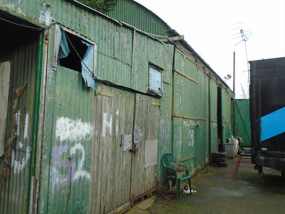 Outside view of an abandoned barn